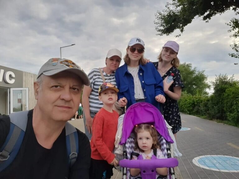    C сыновьями и «принцессами». Отцы-главы районов и городов Оренбуржья делятся семейными фото Андрей Севостьянов