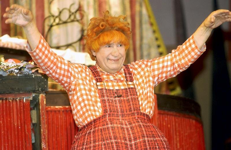 Актер играющий карлсона. Актер играющий карлсона. Малыш и карлсон театр сатиры. Актер играющий карлсона. Актер играющий карлсона.