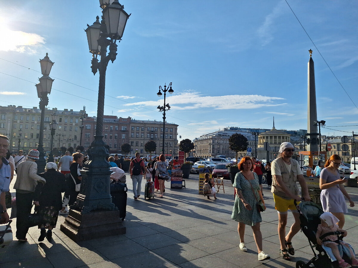 Площадь Восстания.