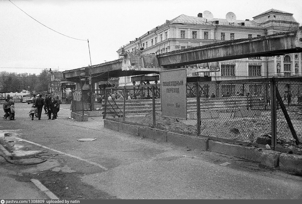 История самой бесполезной автомобильной эстакады Москвы | О Москве нескучно  | Дзен