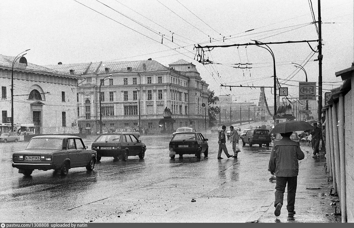 История самой бесполезной автомобильной эстакады Москвы | О Москве нескучно  | Дзен