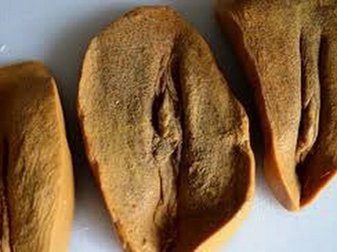 Женские малые половые губы. Фрукты похожие на гениталии. Cockle Bread 17 век. Самые длинные половые губы. Вульва монгольского типа.