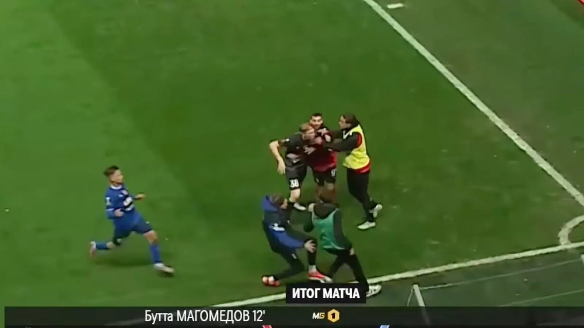     Красноярский футбольный клуб «Енисей» проиграл московскому клубу «Химки». После игры случился конфликт.