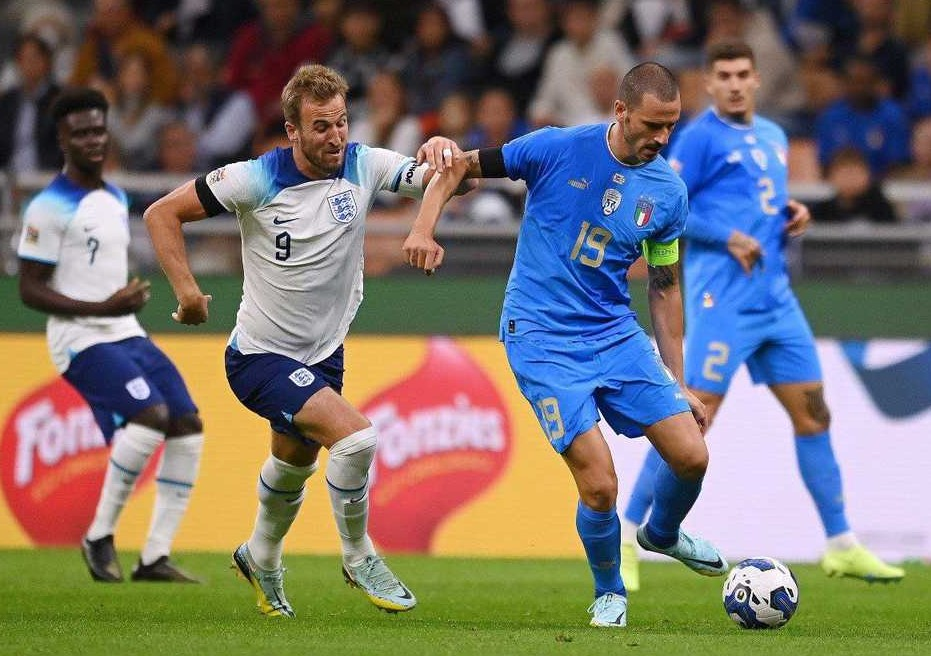 Европа чемпионат англия италия. Италия футбол. Бонуччи Италия 2022. San Marino Football. Cosmos, San Marino – Football.