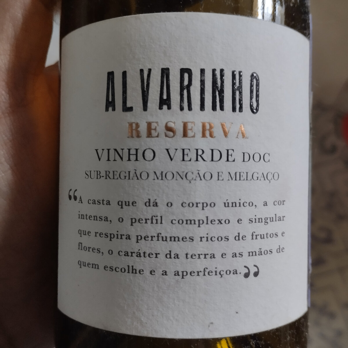 Белое сухое вино Vinho Verde Alvarinho Reserva Branco Pingo Doce | Совсем  не Паркер | Дзен