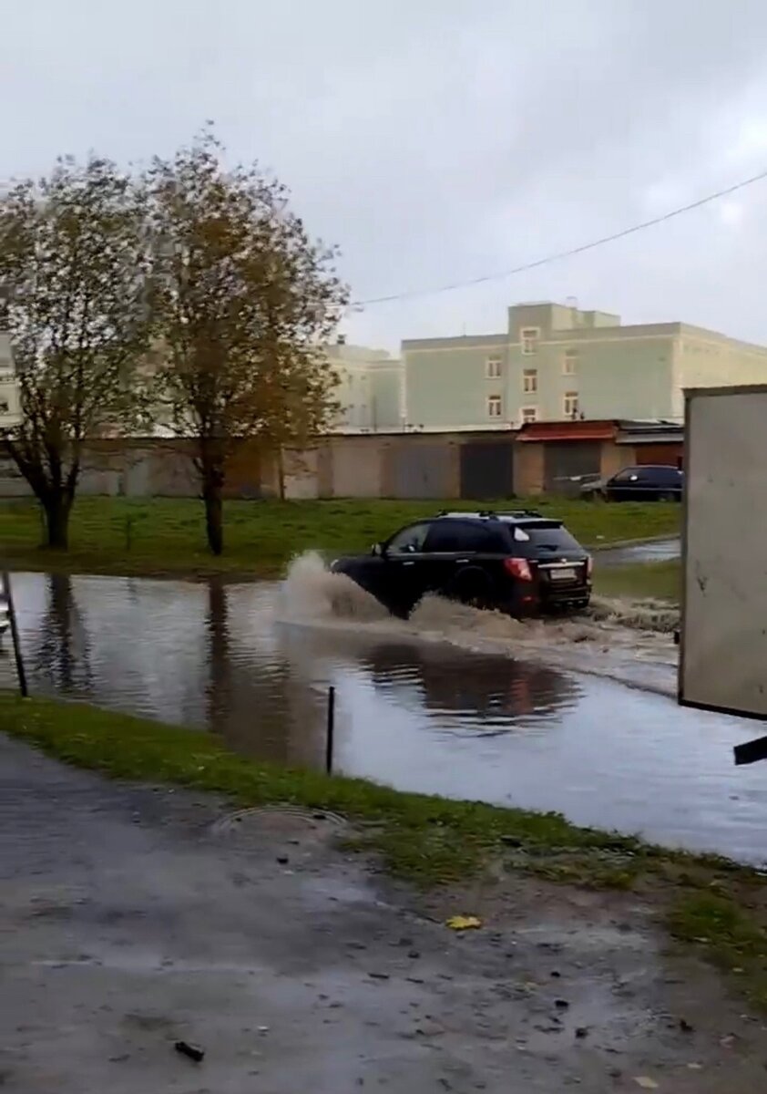 Вода затопила одну из улиц в крупном районе Петрозаводска | Столица на  Онего - новости Петрозаводска и Карелии | Дзен