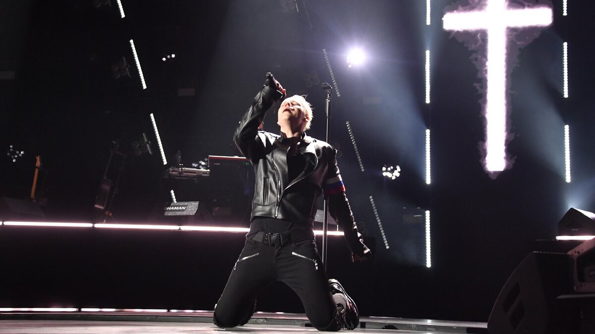    Продюсер сравнил SHAMANa с “Тату”: падение неизбежно© Global Look Press | Komsomolskaya Pravda