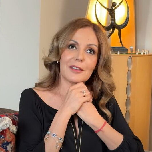     Сати Спивакова рассказала Светлане Бондарчук об онкологии, знакомстве с мужем, игре в театре и воспитании дочерей