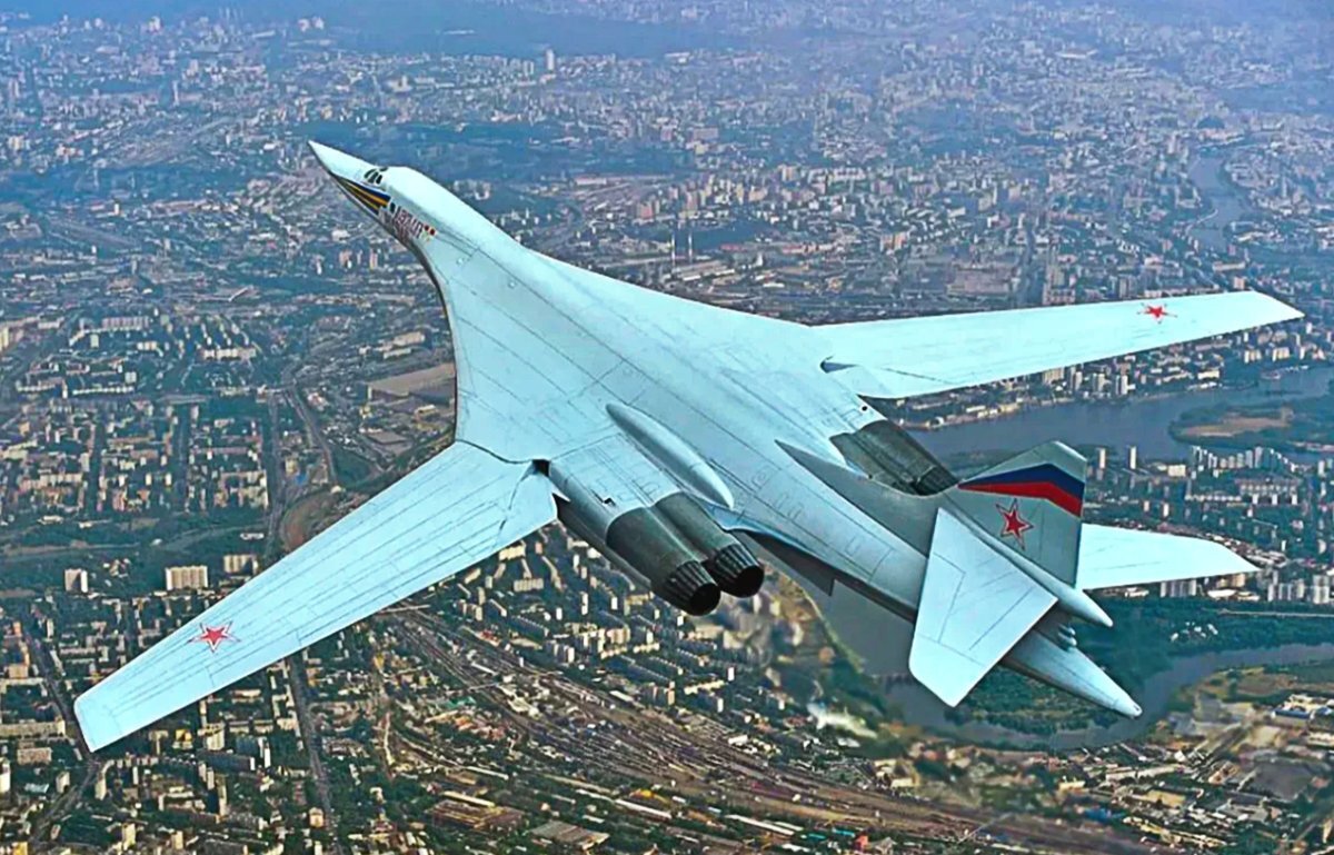 Стратегический бомбардировщик ТУ-160