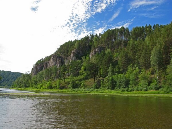 Лимоновский гребень на реке Юрюзань