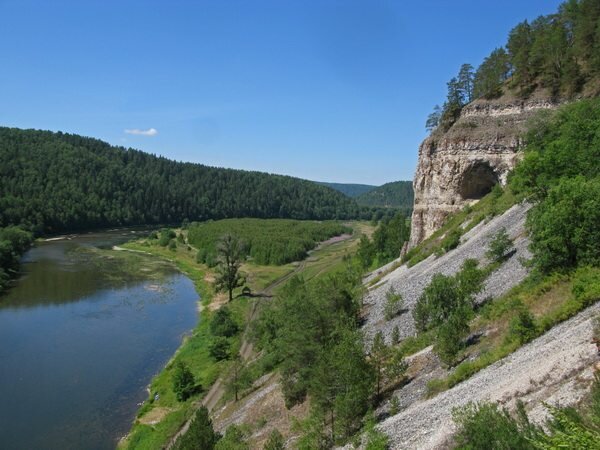 Лимоновский гребень на реке Юрюзань