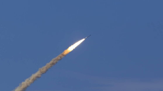    СМИ: около 30 ракет было выпущено в сторону Израиля из Ливана Богдан Герцен