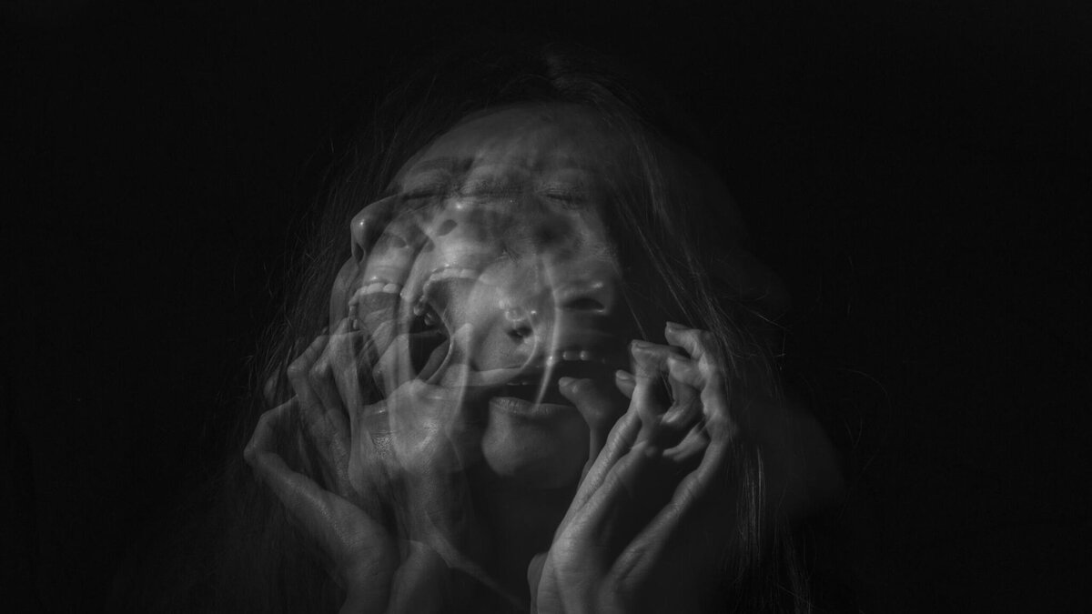    Психолог рассказала о признаках биполярного расстройства© Unsplash / Camila Quintero Franco