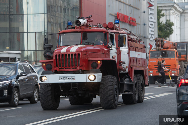    В Краснокамске пожарные выезжали тушить автомобиль