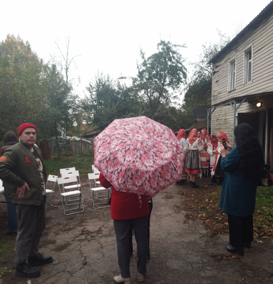  Если мне предложили пойти на закрытие сезона футбольного сезона тульского Арсенала, то я бы здесь десять раз подумал, но когда получил приглашение на аналогичное мероприятие, как закрытие сезона Том -10