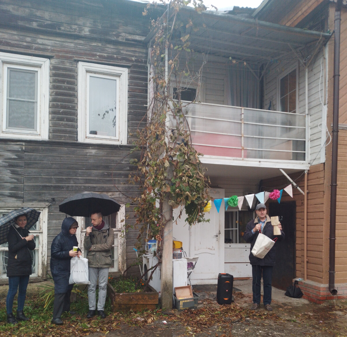  Если мне предложили пойти на закрытие сезона футбольного сезона тульского Арсенала, то я бы здесь десять раз подумал, но когда получил приглашение на аналогичное мероприятие, как закрытие сезона Том -20