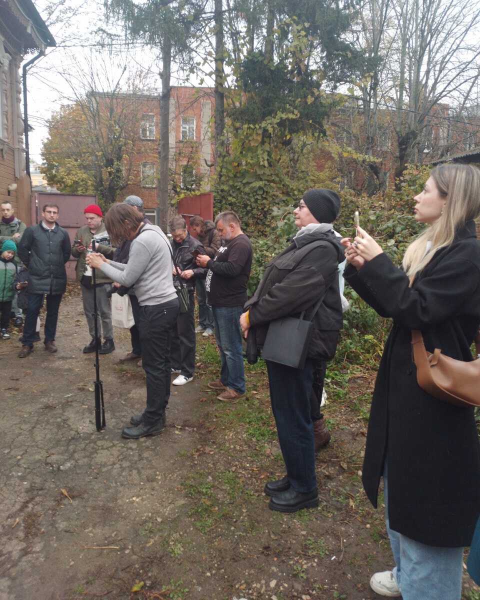  Если мне предложили пойти на закрытие сезона футбольного сезона тульского Арсенала, то я бы здесь десять раз подумал, но когда получил приглашение на аналогичное мероприятие, как закрытие сезона Том -34