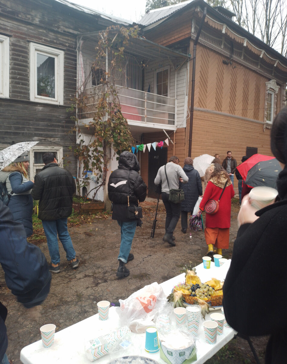  Если мне предложили пойти на закрытие сезона футбольного сезона тульского Арсенала, то я бы здесь десять раз подумал, но когда получил приглашение на аналогичное мероприятие, как закрытие сезона Том -39