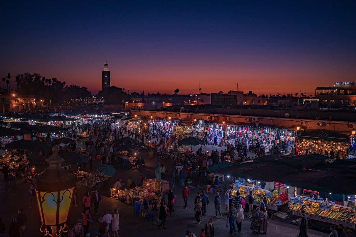 https://pixabay.com/photos/marrakech-marketplace-morocco-4500910/