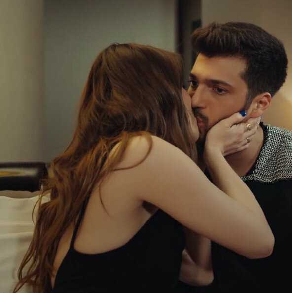 кадр из сериала