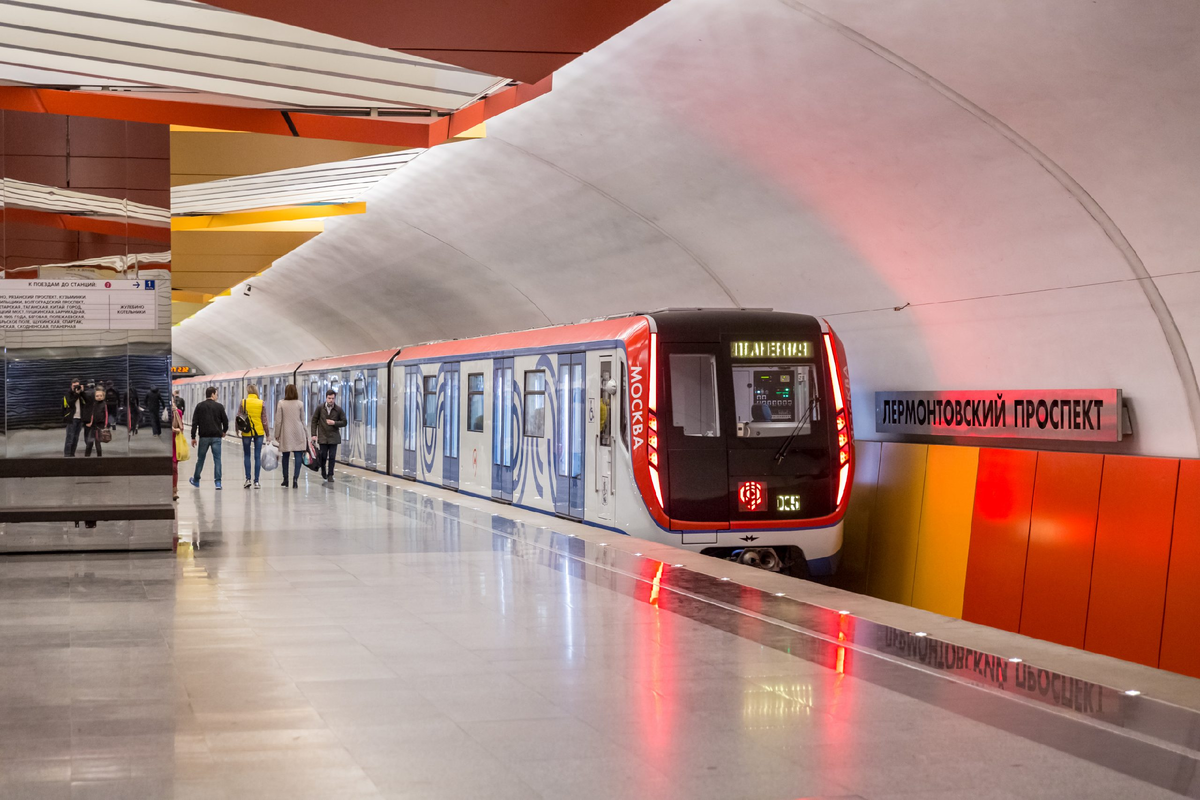 Метро москвы краснопресненская. Таганско-Краснопресненская линия метро поезда. 81-765 На БКЛ. 81-765/766/767 Москва на Таганско-Краснопресненской линии. 81-765/766/767 Москва.