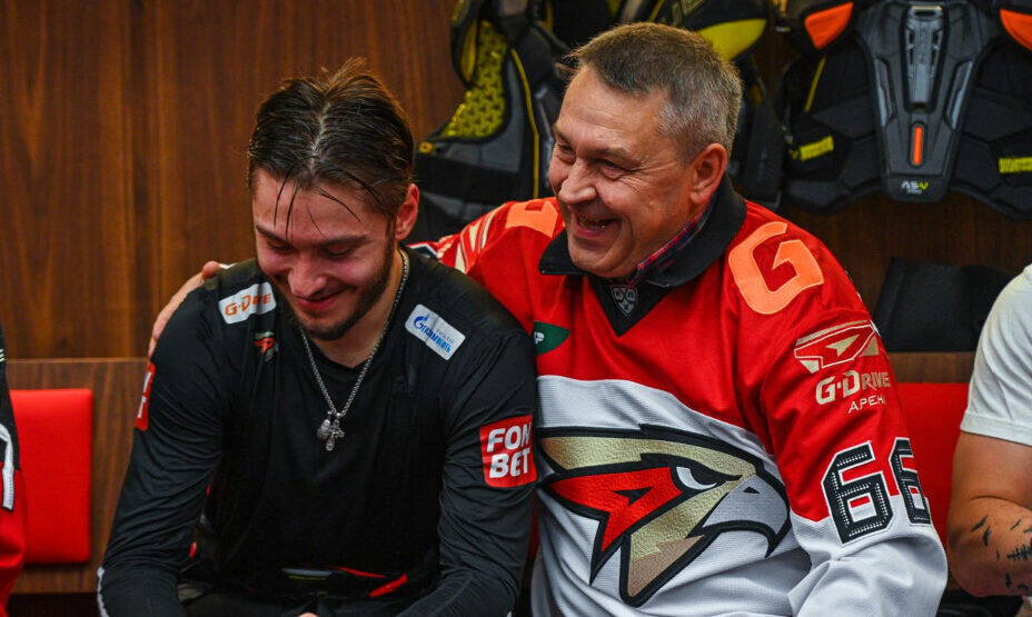    ХК «Авангард» отметил День отца. Фото: ТГ-канал ХК «Авангард»