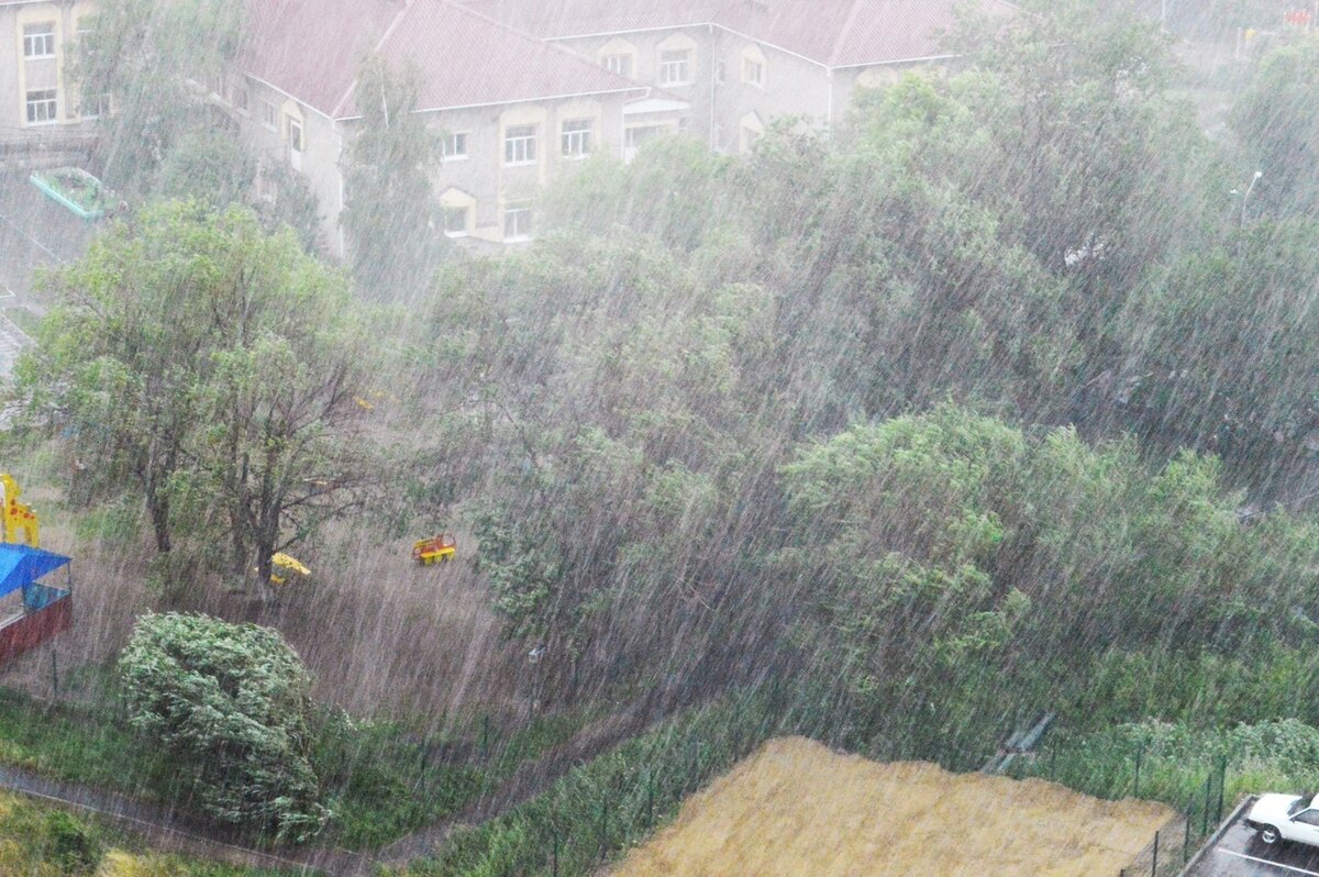 Слёз не было, было желание разбить стекло и умереть | Рассказы старой ...