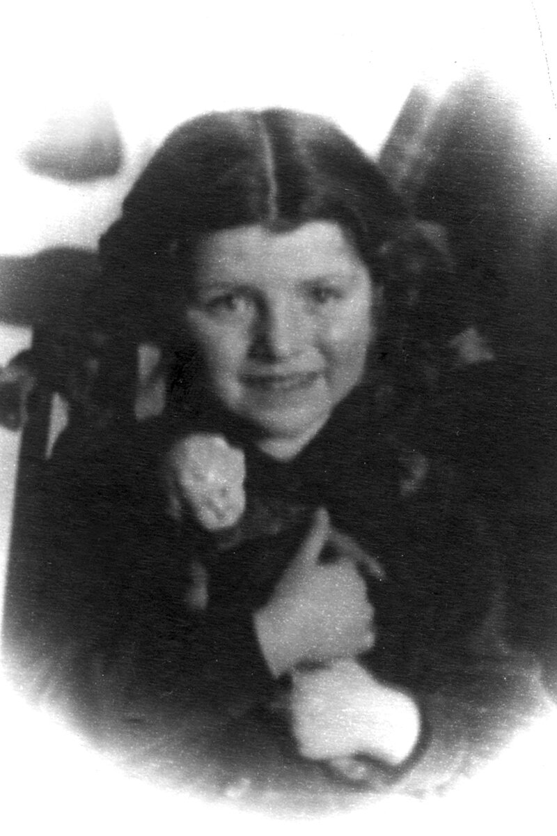 Мне 5 лет. Апрель 1953 г. Из личного архива Л.Горелик