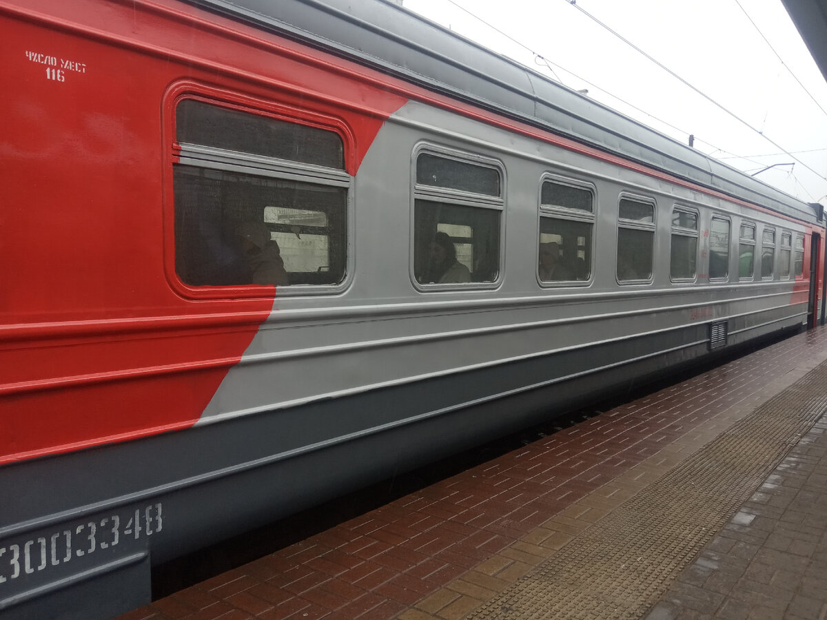 Классика электричкового жанра - ЭД4М на ст. Куровская.