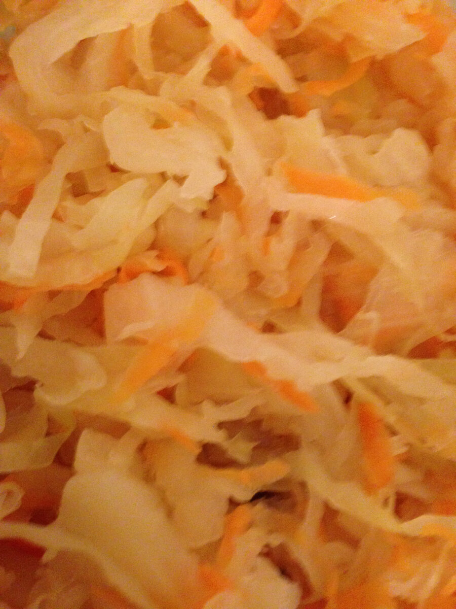 Квашенная капуста с водкой. Фото: фото личного архива (с).