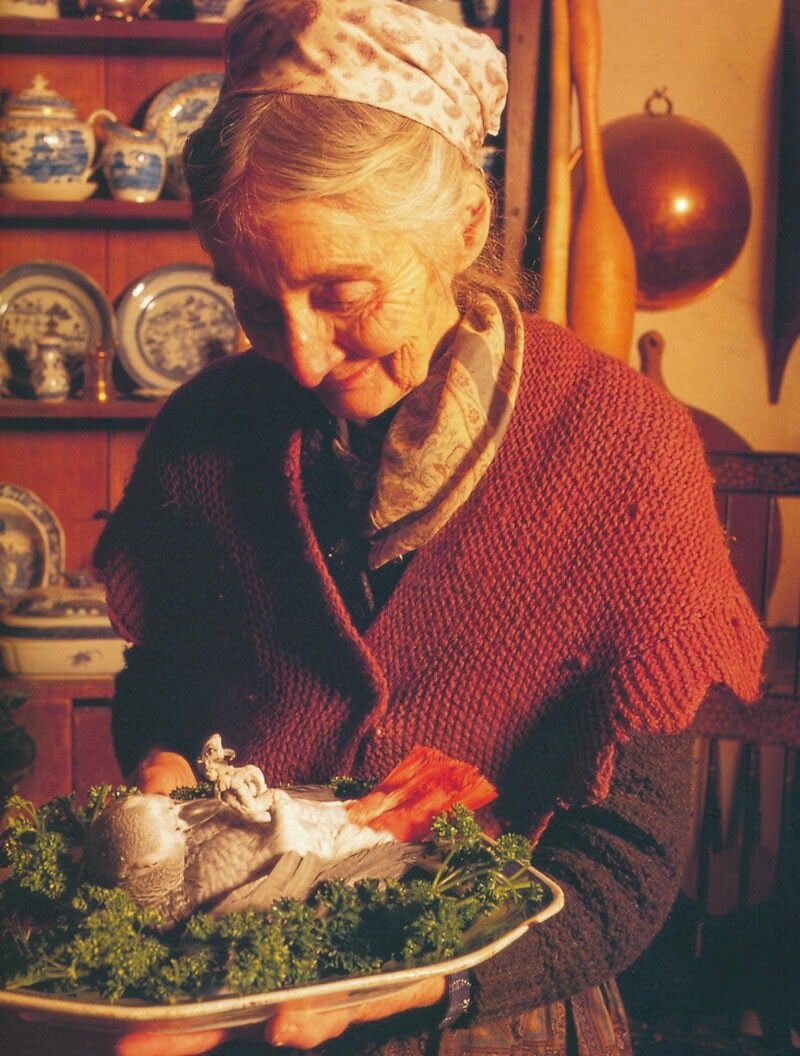  Таша Тюдор - американская художница, писательница и иллюстратор собственных книг ( 1915 - 2008).  Но разве это все? Еще садовница, декоратор, кулинар, чрезвычайно одаренная и самобытная женщина.-2