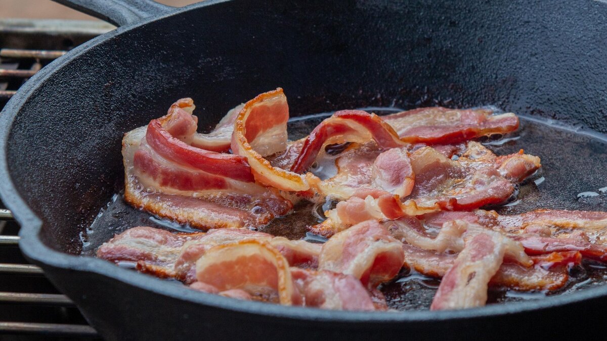    Какие продукты вредят поджелудочной железе? Отвечает врач-диетолог© Unsplash / Мишель запечатлела это