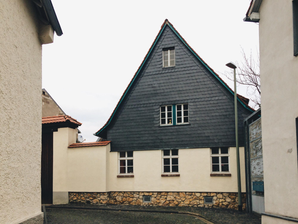 Комбинированная отделка фасада частного дома