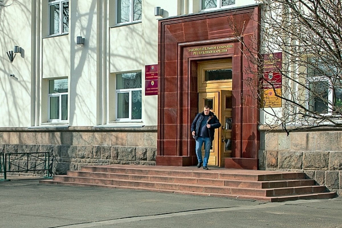    Депутат прокомментировала ситуацию с общежитием училища в Петрозаводске