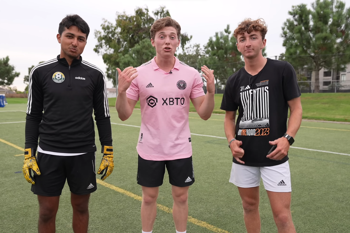     Блогер неделю жил в безумном фитнес-режиме Месси: подъем в 6 утра, ледяные ванны и тренировки на песке