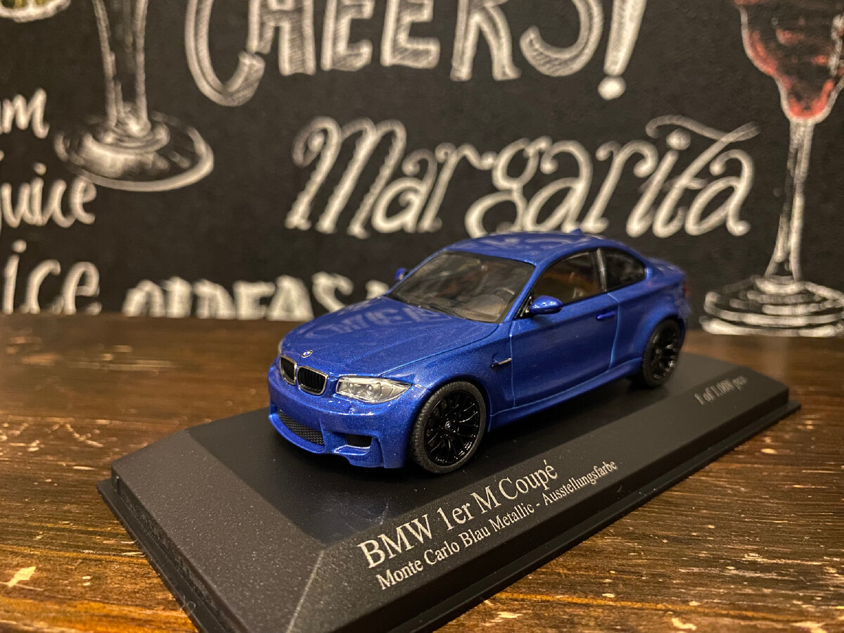 BMW 1M E82 2011 года от Minichamps в масштабе 1:43 | Масштабный тест-драйв  | Дзен