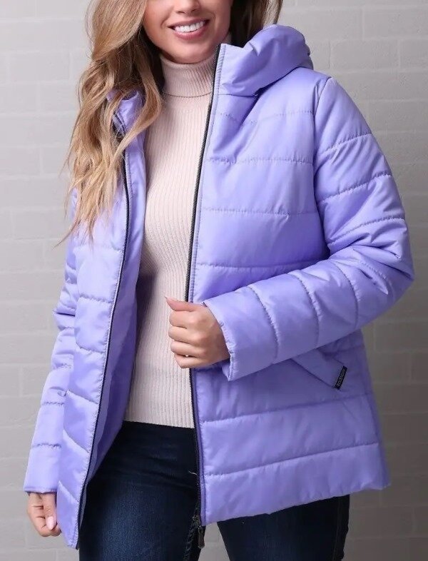 Женская куртка на осень