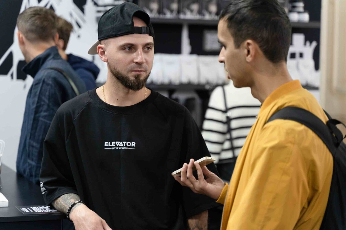 Старший бариста кофейни «Elevator» Максим