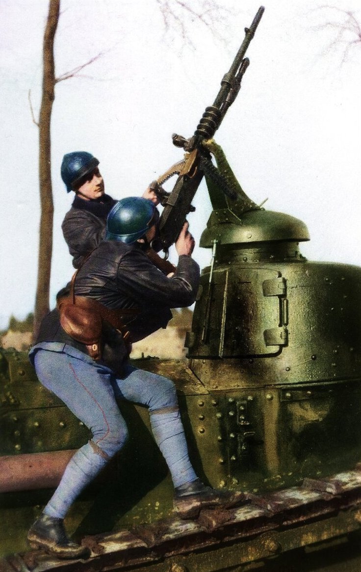 Зенитная установка с пулемётом Mitrailleuse Hotchkiss modèle 1914, 1927-1928 год