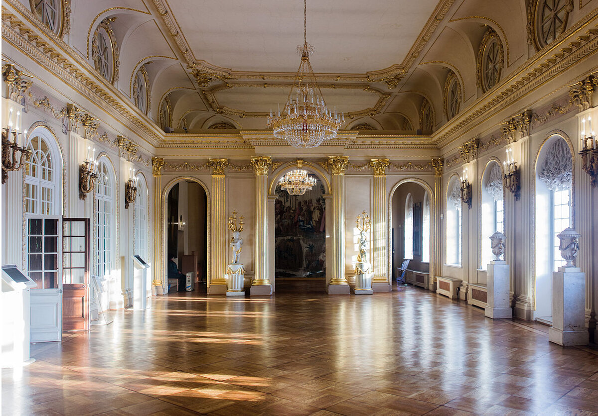 новомихайловский дворец спб