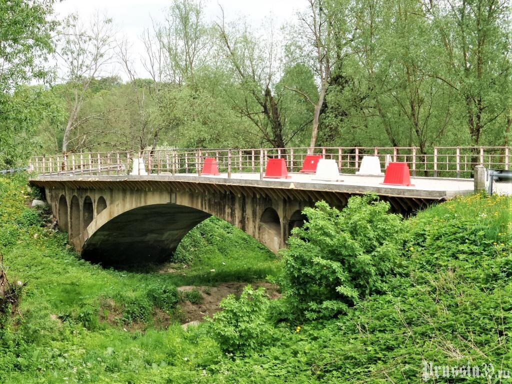 Мост через реку Путиловку. Ново-Бобруйск, май 2019. С сайта Prussia39