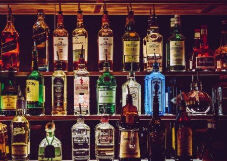    Киевская администрация за бюджетные средства закупает водку, виски и ром