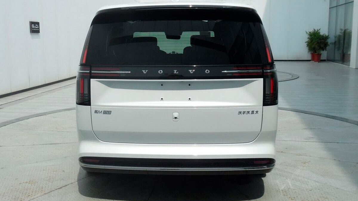    Volvo EM90 Вадим Клепнёв
