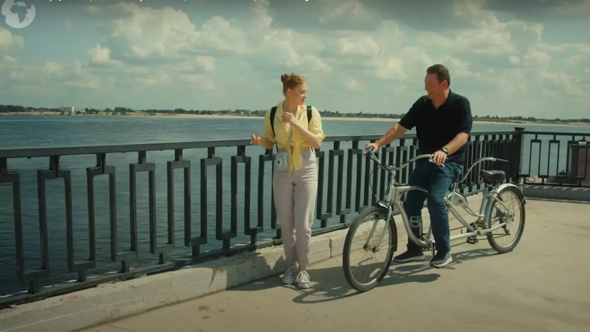     Известный футбольный тренер Леонид Слуцкий провел экскурсию по Волгограду в тревел-шоу «Доедешь — напиши», сообщает сервис «Яндекс Путешествия».