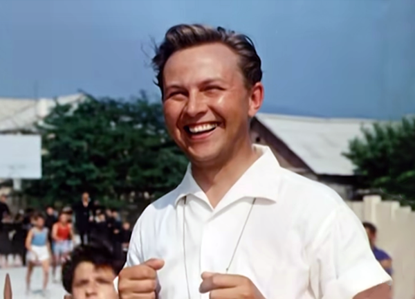 Вадим Грачев. Кадр из фильма «Ход конем»