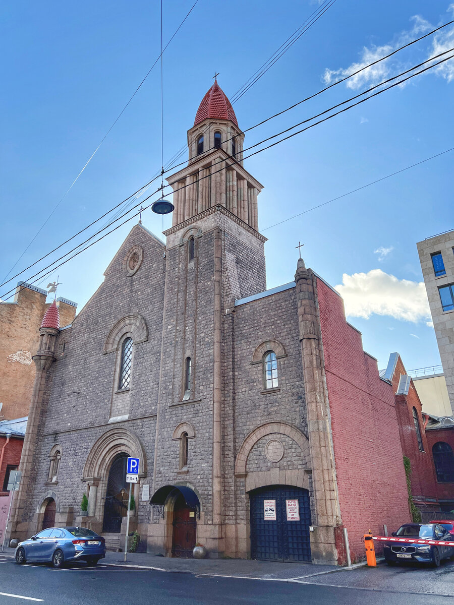 Нотр Дам де Франс. Фото автора 