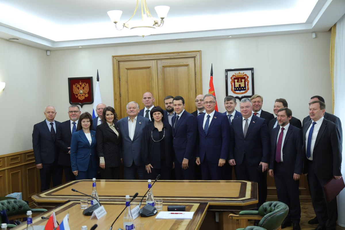 В Калининградской области тема парламентских слушаний очень близка. Она - наш анклав среди недружественного мира. Фото: Пресс-служба ПС 