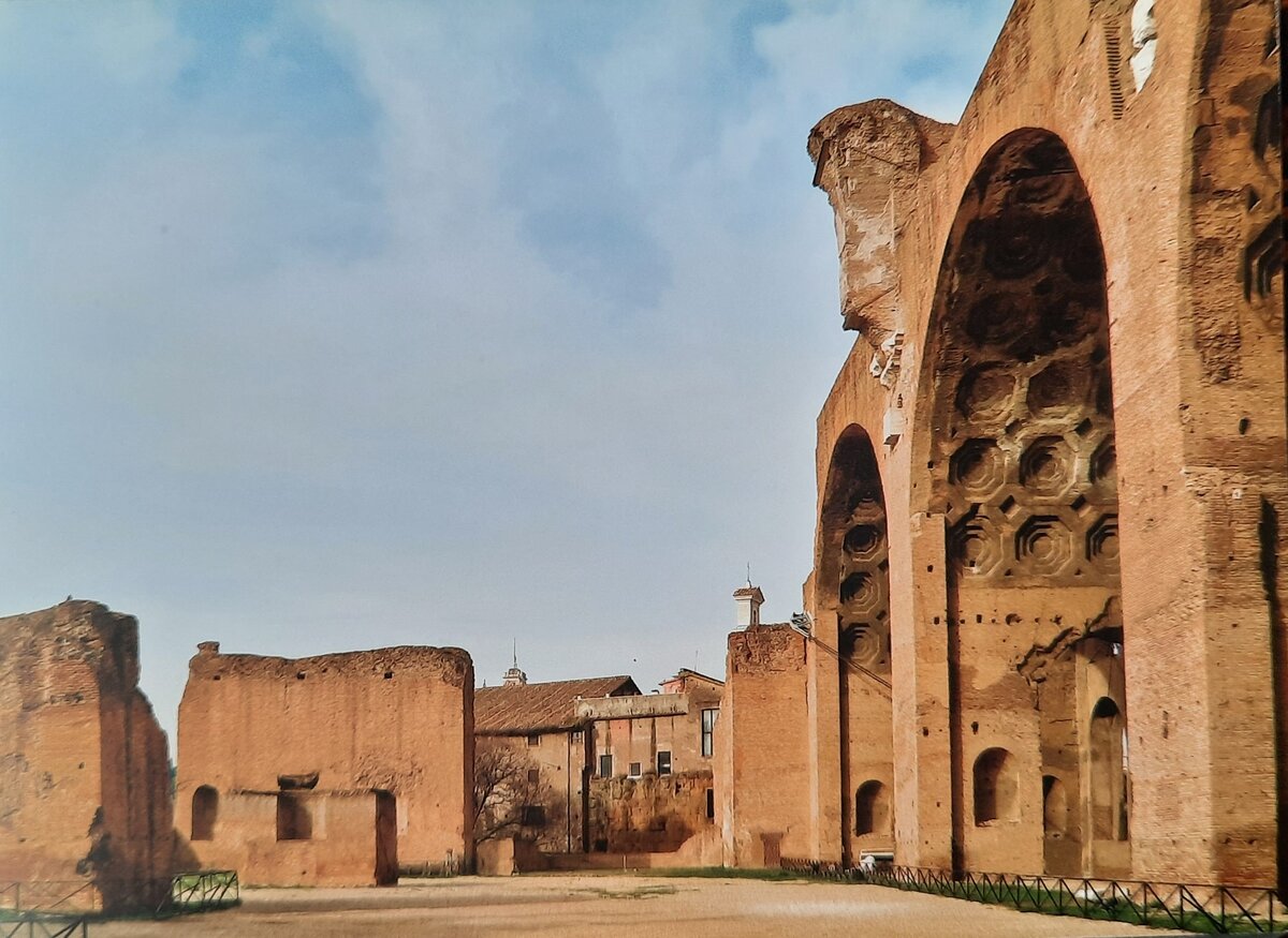 Базилика Максенция. Современный вид.