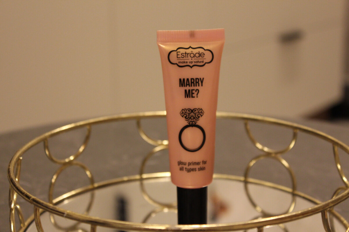 Здесь максимально постаралась передать текстуру и сияние основы.