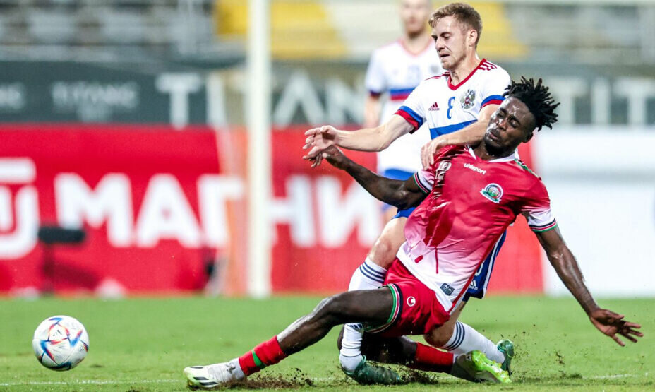    Даниил Фомин получил травму в начале матча. Фото: РФС